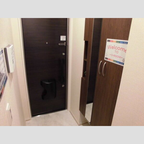 コンフォート新治303号室 玄関