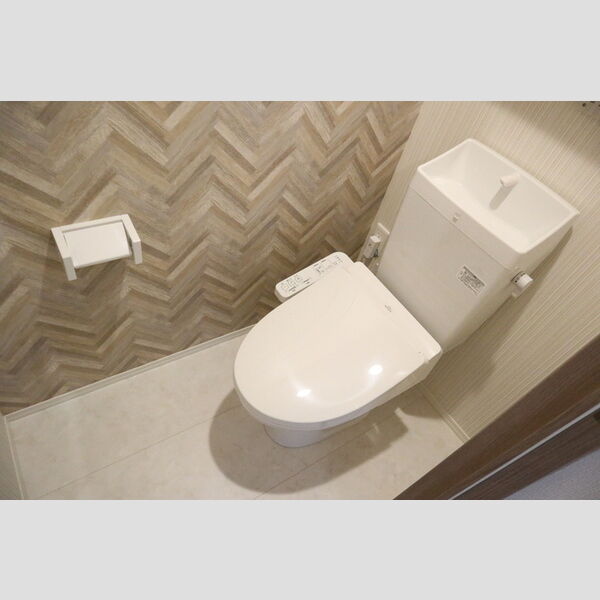 グランディールKAWAGUCHI301号室 温水洗浄暖房便座