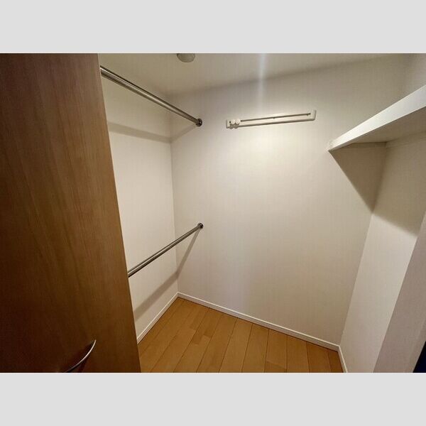 LUMIERE ウォークインクローゼット