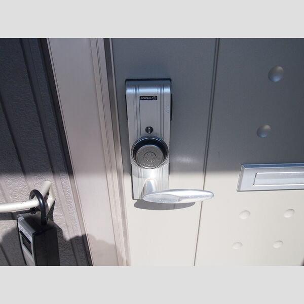 ステラ　B102号室 玄関