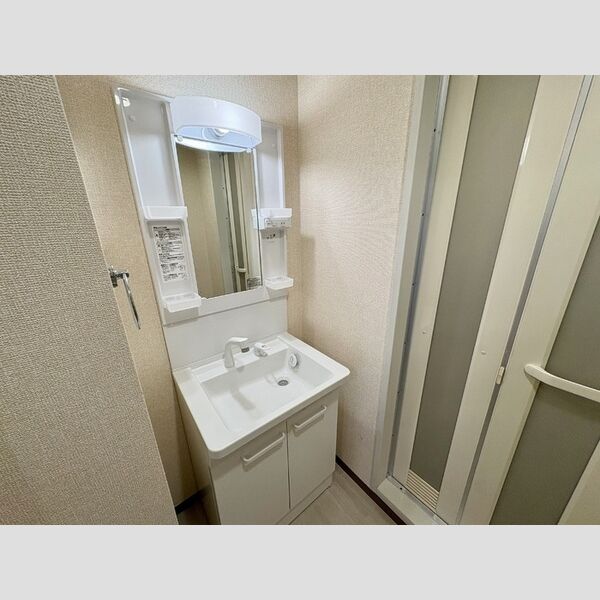 ヴェラクレスト　弐番館 洗面所