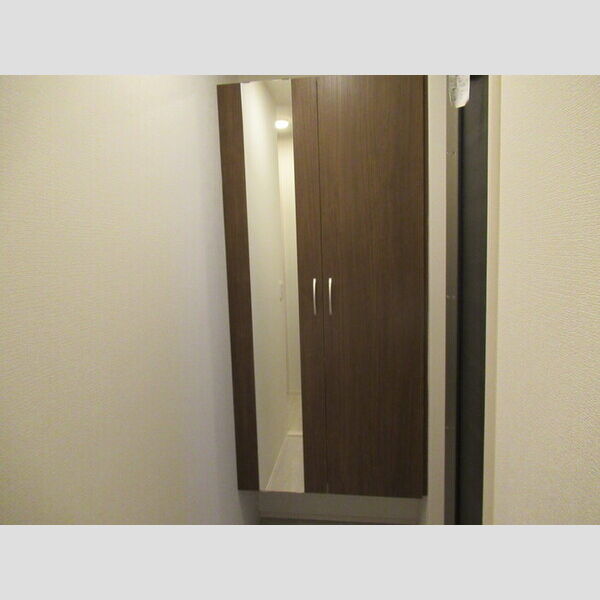 KT 5th312号室 玄関