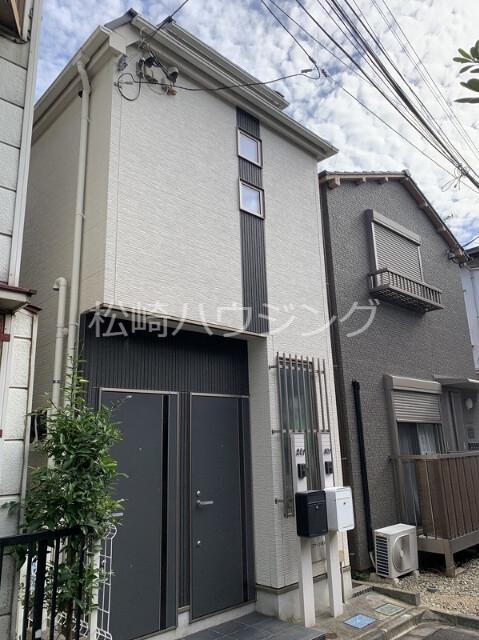 パークサイド新井 外観