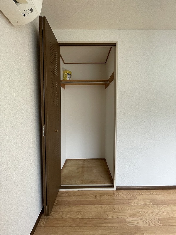 メイチピア2階 収納