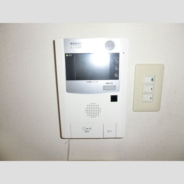 オーシャンビュー壱番館704号室 モニター付インターホン