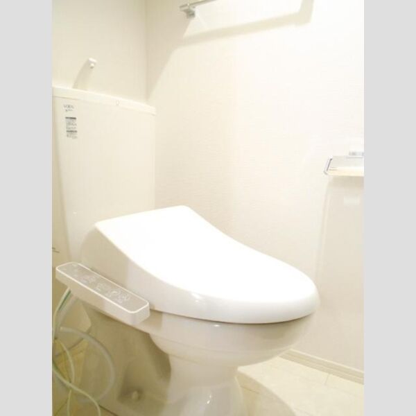 パレス国立105号室 温水洗浄便座