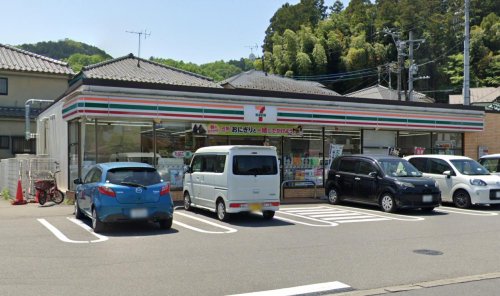 青梅市友田町　戸建賃貸 【コンビニエンスストア】セブンイレブン 青梅長淵1丁目店まで495ｍ