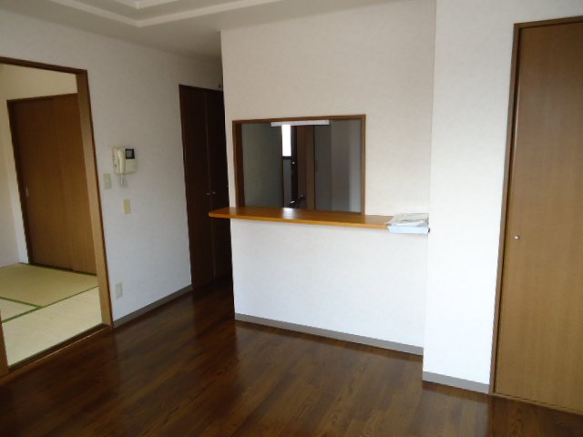 サンヒルズつつじヶ丘 リビング