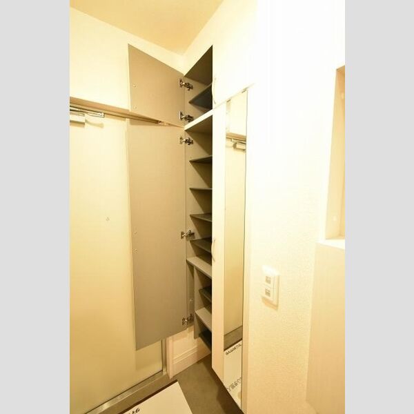 グランマール 玄関横シューズボックス