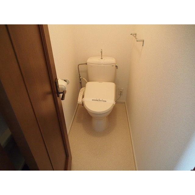 小杉邸ⅡA号室 温水洗浄便座も完備