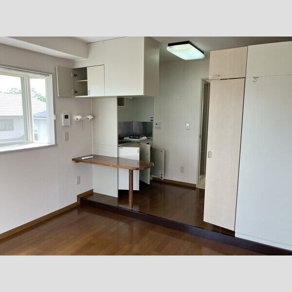 ハイムカメリア212号室 洋室