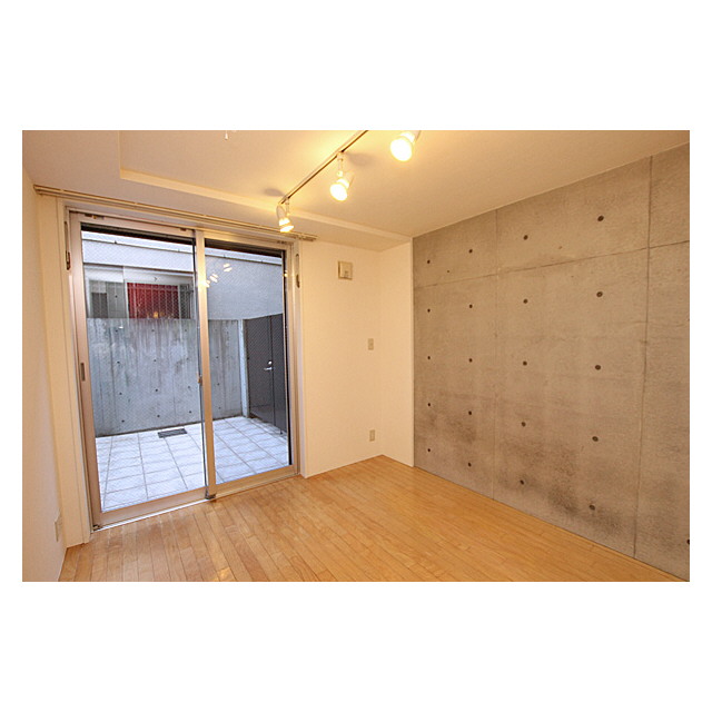 セゾン・デ・ブランシェ青葉台0102号室 同建物別部屋の参考画像