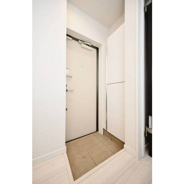 ベネボレンス千早0101　号室 玄関