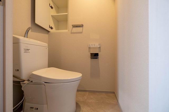 Lighthouse西新宿8階 トイレ