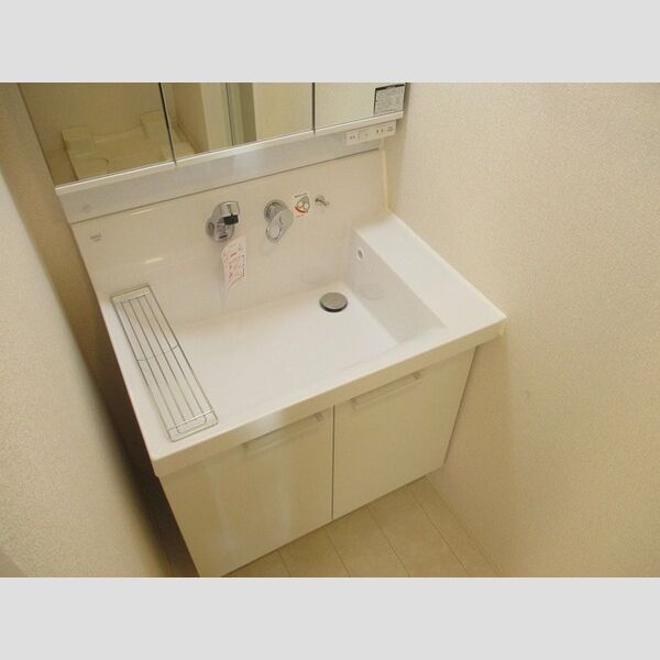 エオス　パーラー影山102号室 洗髪洗面化粧台