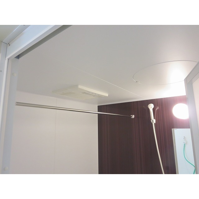 ロチュス・ルカルデ305号室 内観