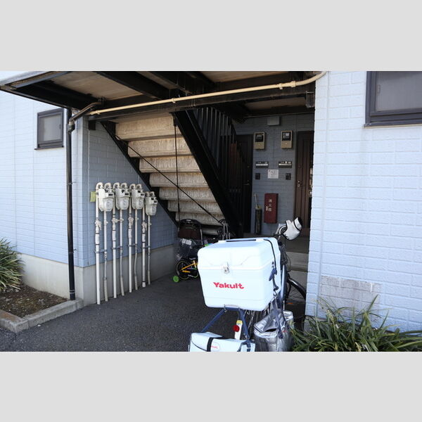 ヴァンベール東川口　Ⅴ 階段室