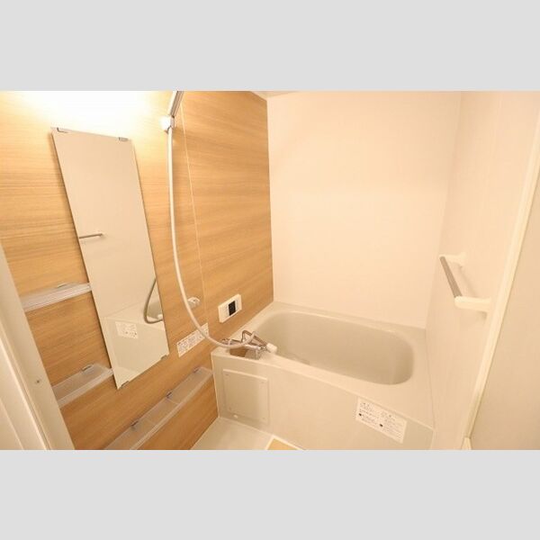 サンライズ上之302号室 追い焚き機能付きバス