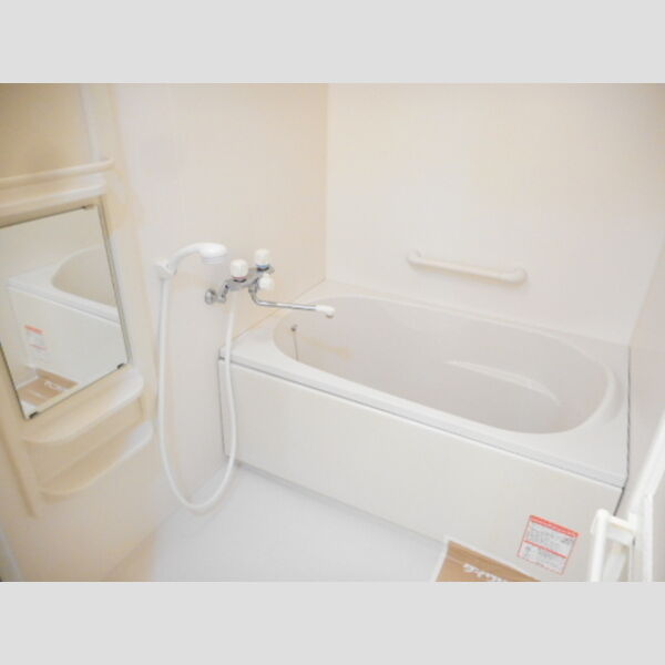 ラ・ヴェーヌ107号室 バス　トイレ別