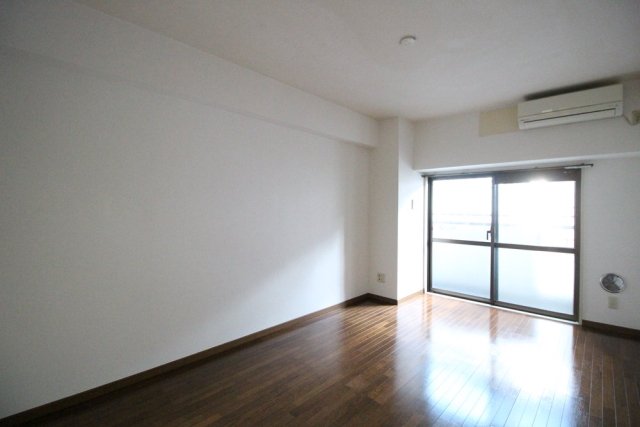 メゾンカルム横浜4階 同建物別部屋の参考画像