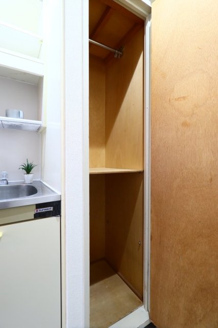 マートルコート中目黒301号室 同建物別部屋の参考画像