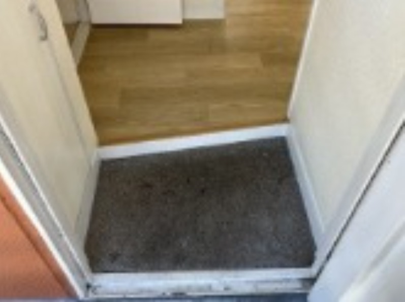 第2アベハウス3階 玄関