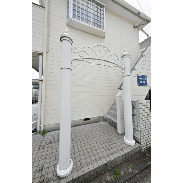 リライアンス六浦0102号室 エントランス