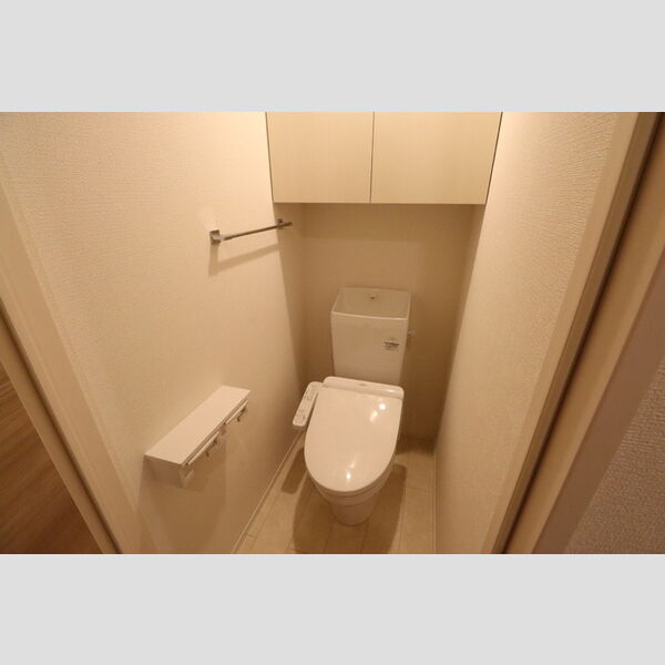 パセオコーワⅡ102号室 102号室　温水洗浄便座付きトイレ