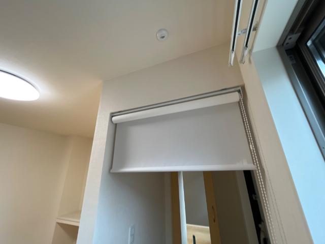 ＣＯＳＭＯＳ　Ⅱ ロールスクリーン