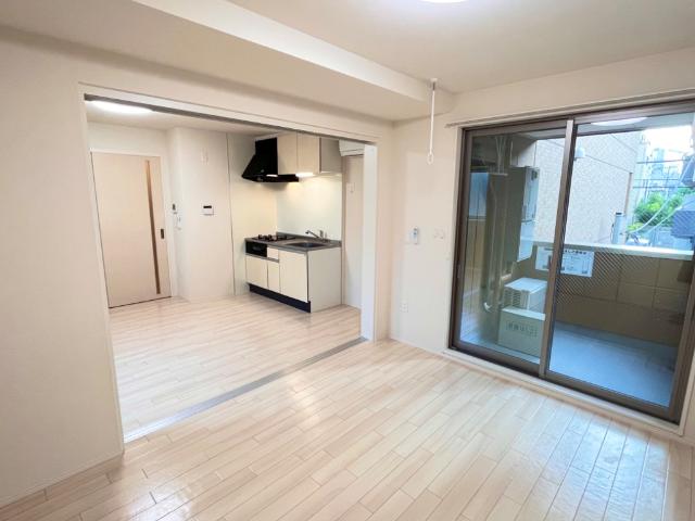 ラピスラズリ 洋室