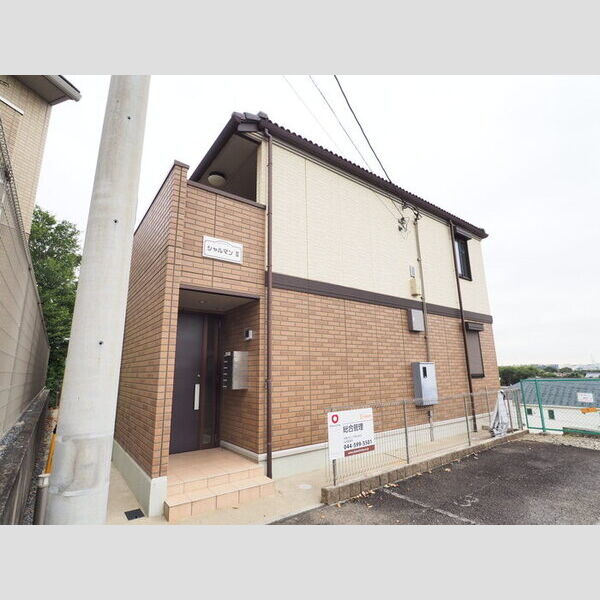 シャルマンⅡ102号室 外観