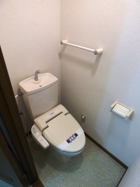 オードシュール7階 トイレ