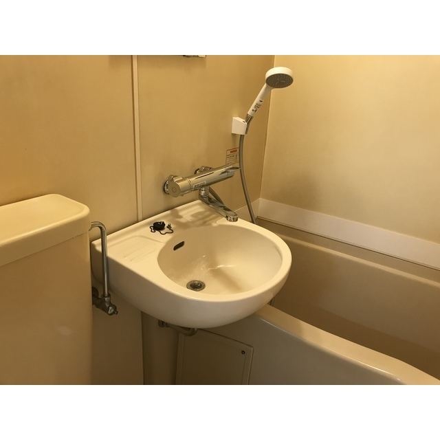 ドリームスペースマンションB-04号室 内観