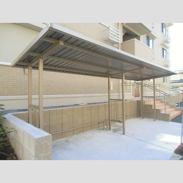 フェリシティ貝塚 駐輪場