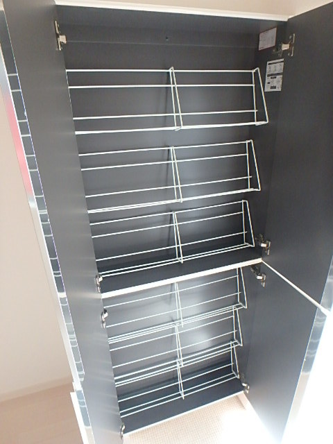 アートヒルズ第５世田谷1階 収納