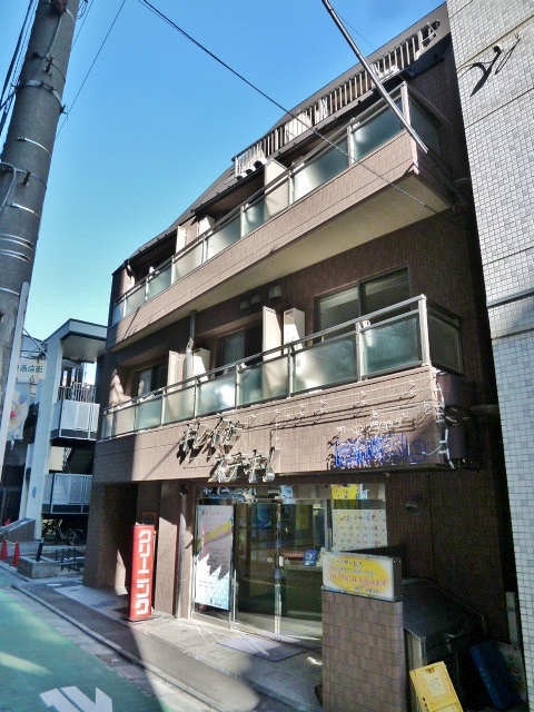 コマンスマン荻窪0202号室 外観