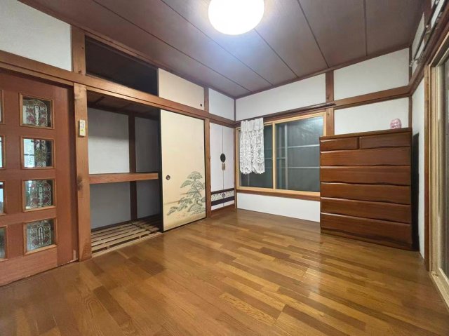カルド御蔵鎌倉公園 1階の洋室