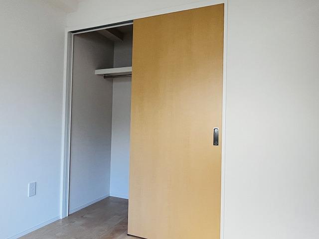 グランディール天神 洋室③クローゼット