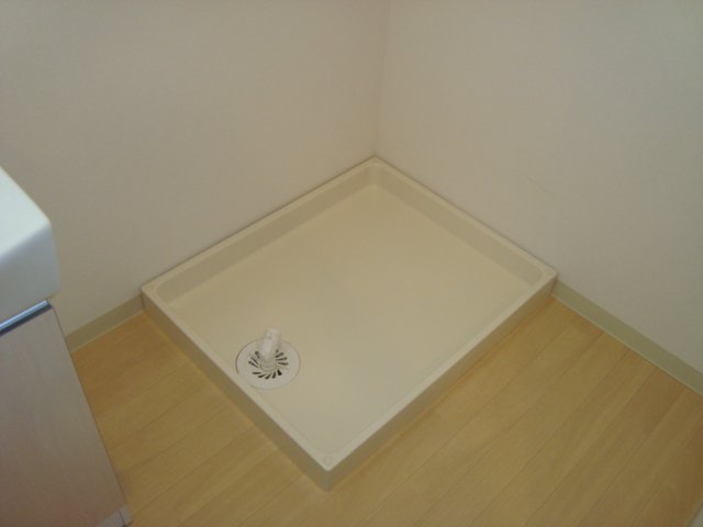 フォーマルハウト00102号室 洗濯機置場