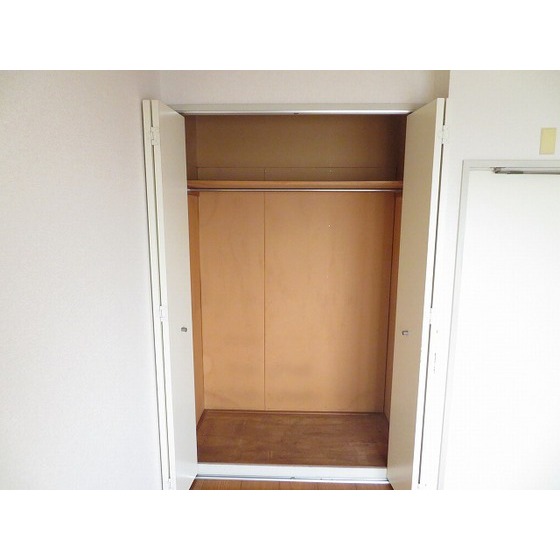 パークヒル航空公園0403号室 収納