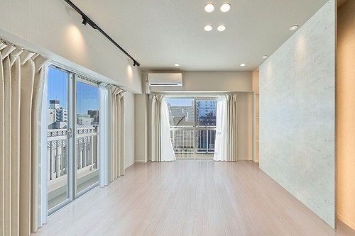 マンション東陽 リビング　CG家具消し画像