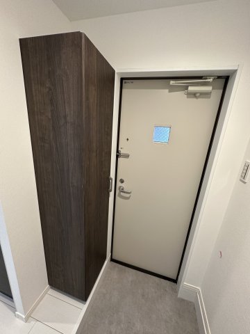 ベイルーム中央林間105号室 玄関