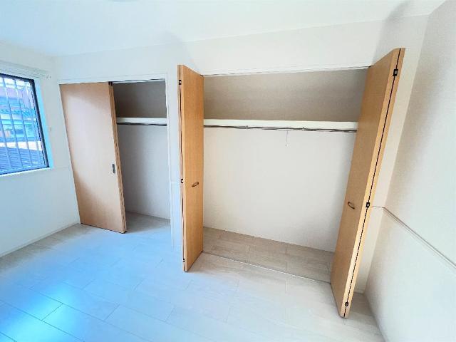 シルクネス101号室 クローゼット（イメージ）