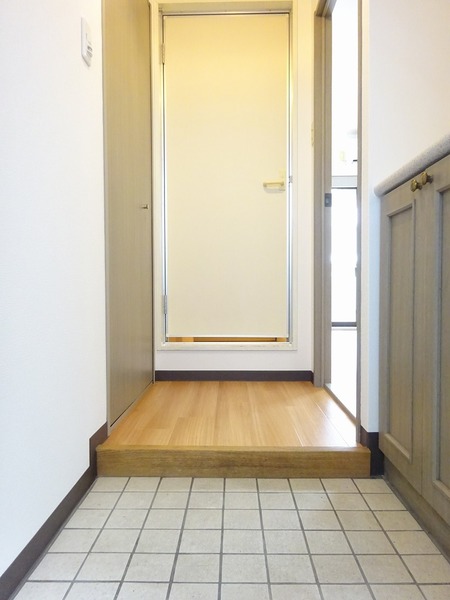 ライオンズマンション高島平 玄関