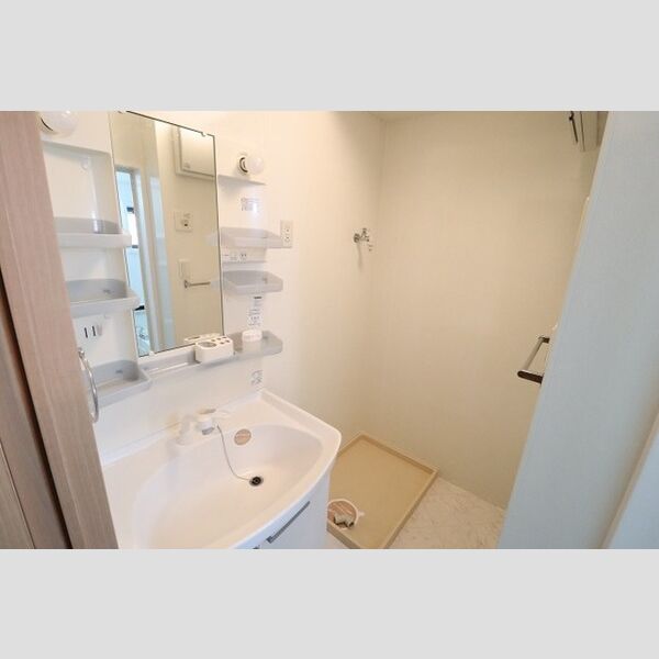 パーシモン105号室 洗髪洗面化粧台