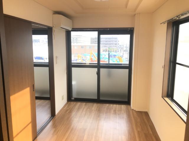 メゾン・ソレイユ 室内