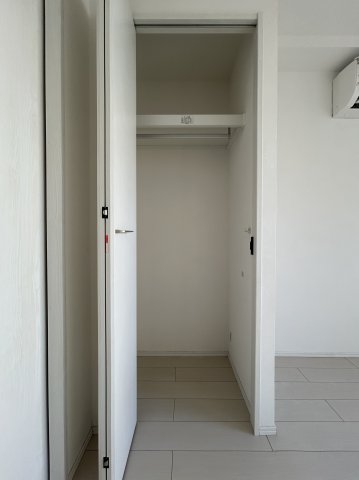 エルファーロ駒沢大学 収納