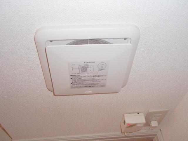 メゾン・ド・ソレイユ202号室 通気口