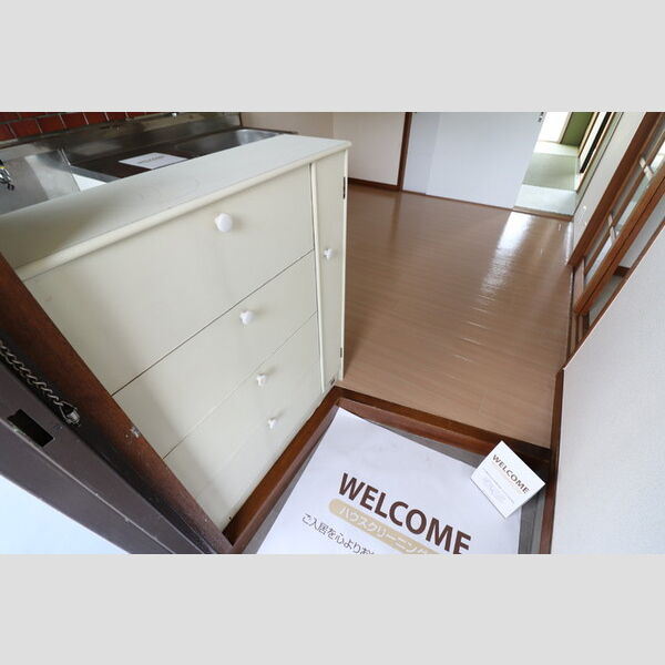 ヴィラ松本303号室 ★シューズボックス★