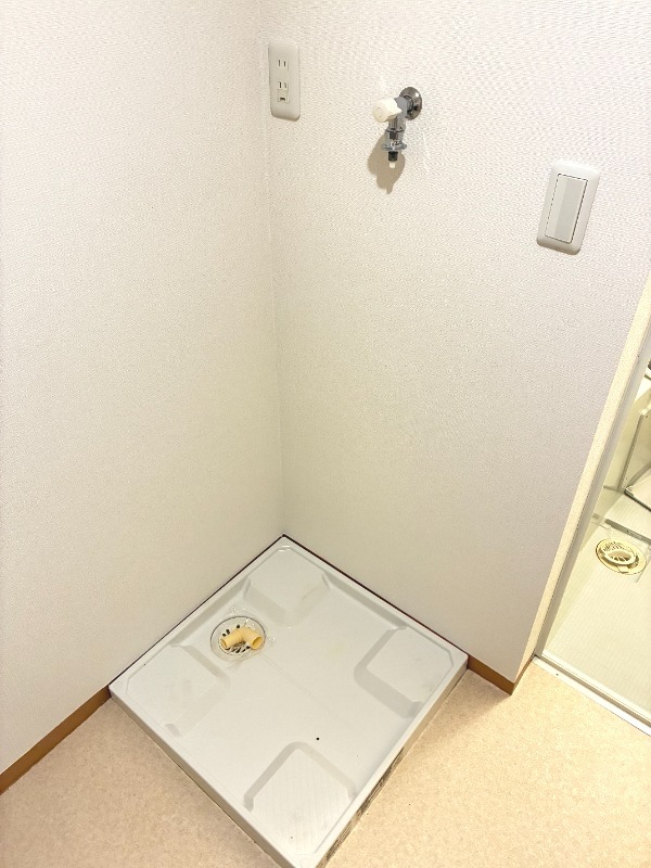 ＷＩＴＨＰＬＡＣＥ大岡1階 洗面